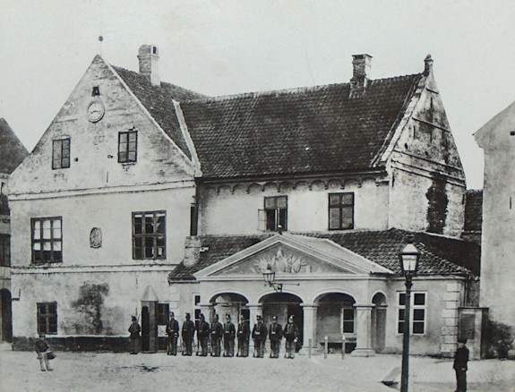 Odense Raadhus1867. Kilde Odense Bys Museer Odense Raadhus1867. Kilde Odense Bys Museer