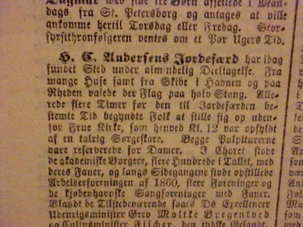 "Dagbladet" 12. august 1875 med omtale af H.C. Andersens begravelse 11. august 1875. Foto Lars Bjørnsten 2002