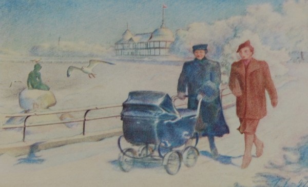 Den kongelige familie går tur på Langelinie ved "Den lille Havfrue" i Københavns Havn. Den kongelige familie går tur på Langelinie ved "Den lille Havfrue" i Københavns Havn.