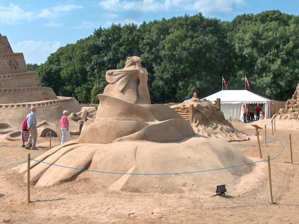 1-sandart-tommelise