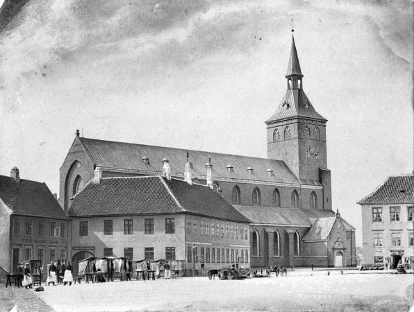 sct-knuds-kirke-1860